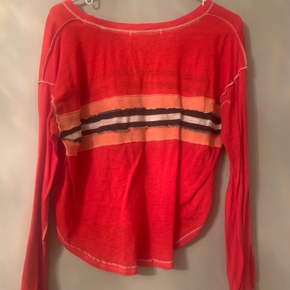 Top - Picture 3 of 3